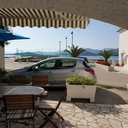 Apartments Neda Drace Exterior photo